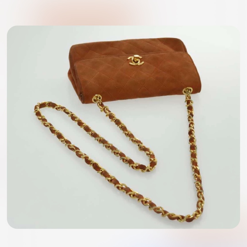 Chanel Tan Quilted Leather Shoulder Bag - Picture 7 of 16